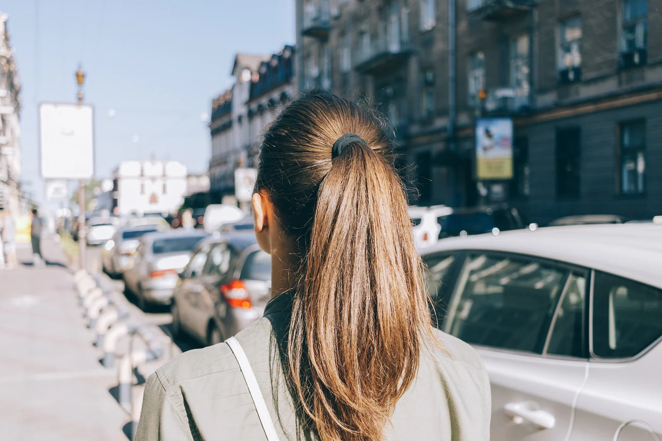 Straight Hair, Don’t Care: Confidence in Your Sleek Style