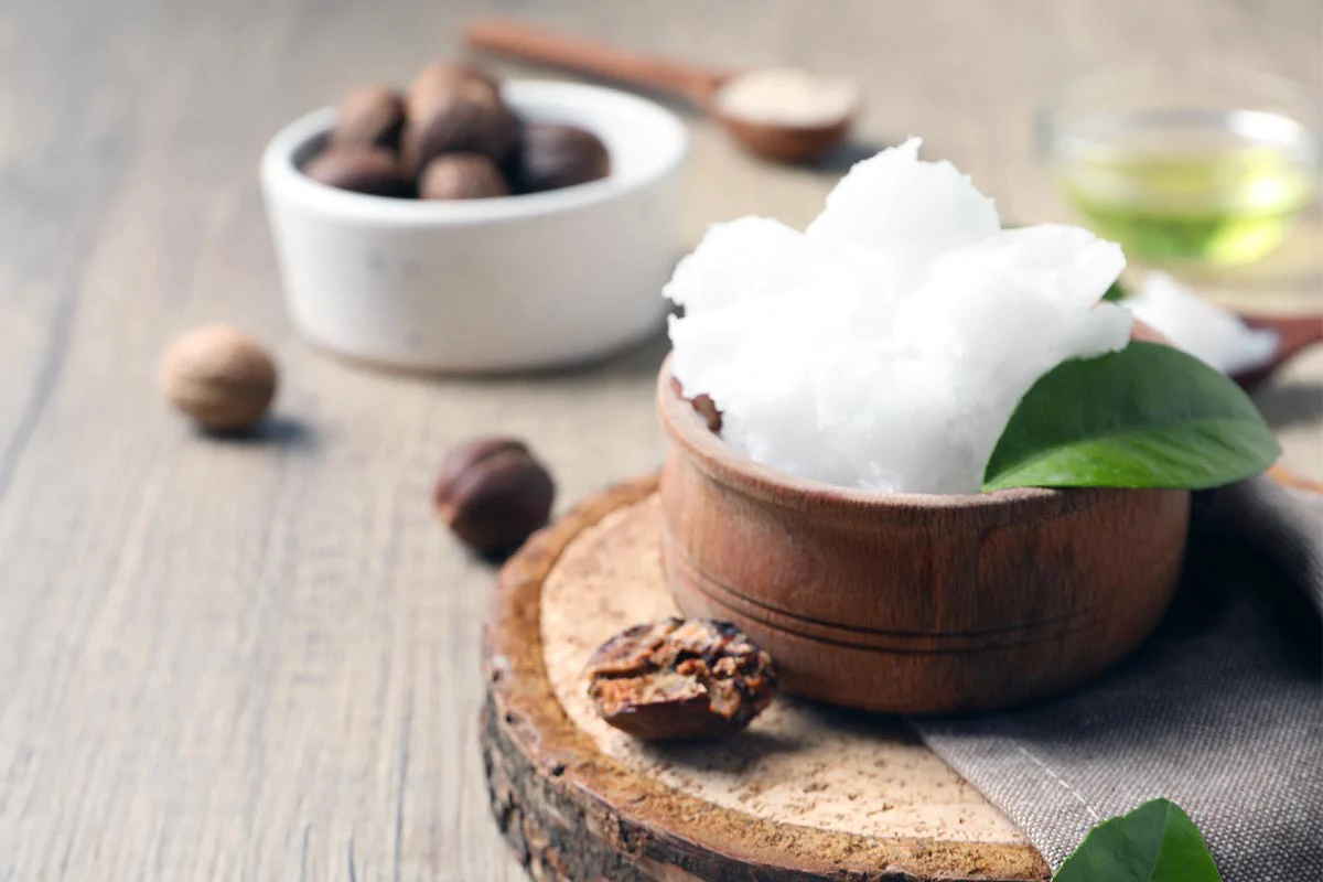 Unlocking the Power of Shea Butter: Your Secret Weapon for Beautiful Hair ✨